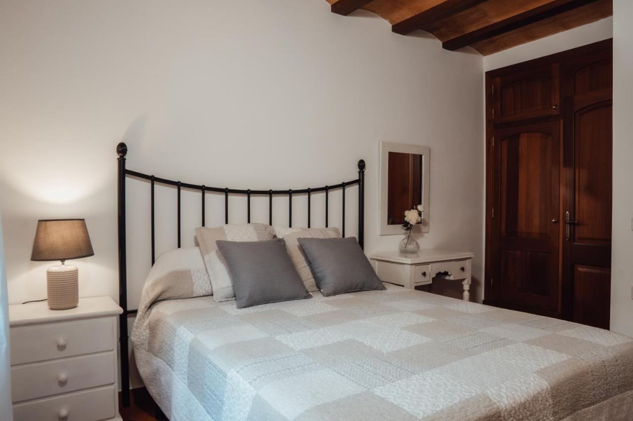 Menurka-Santa Clara Villa Ciutadella  Exterior photo